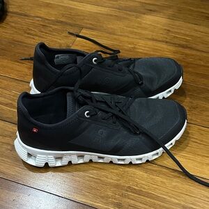 On Cloud Running Black and White Athletic Shoes